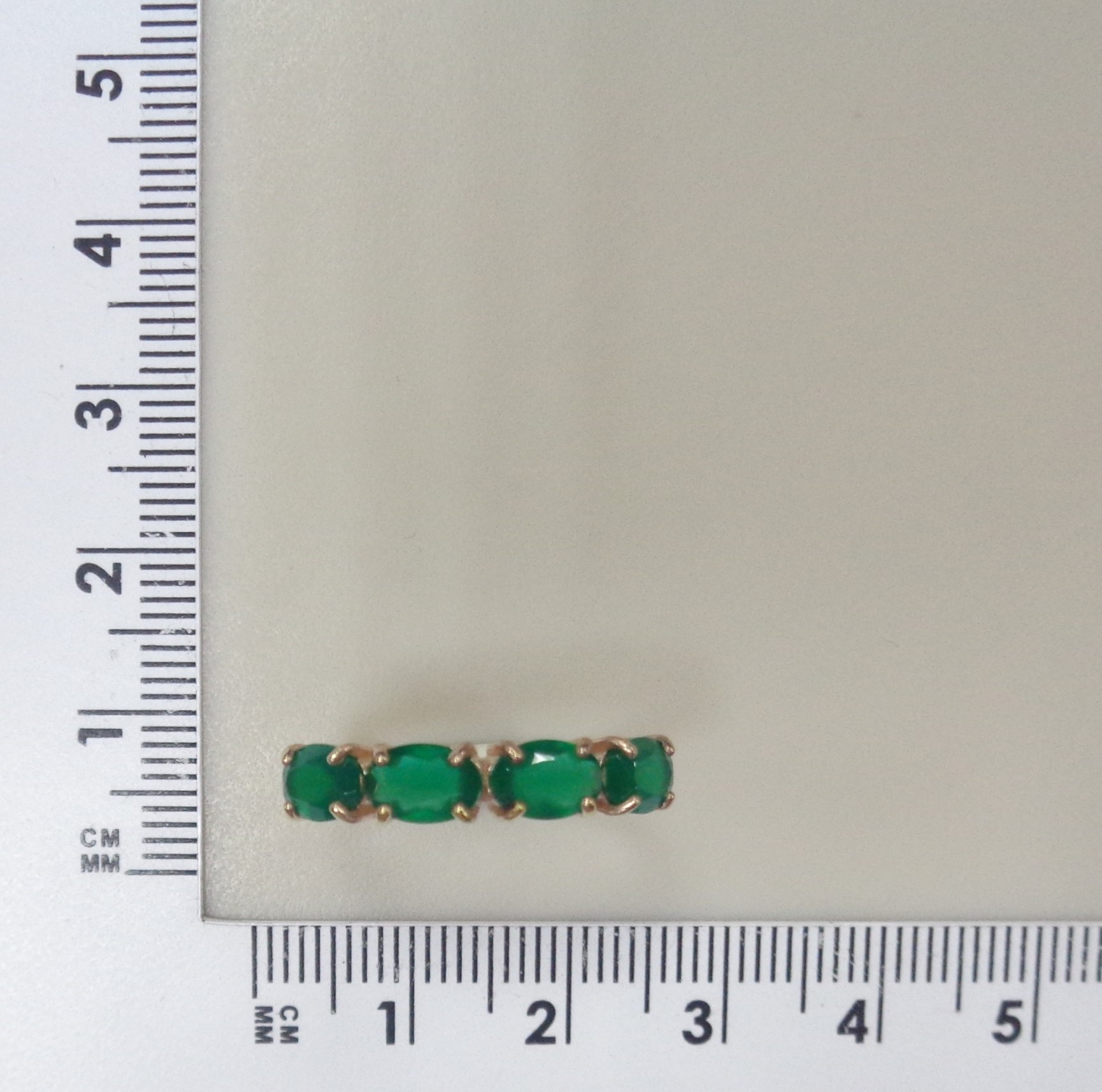 Серебряное кольцо с агатами